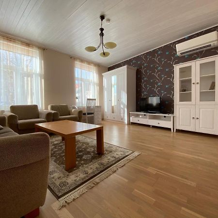 Posti Guest Apartment Haapsalu Esterno foto