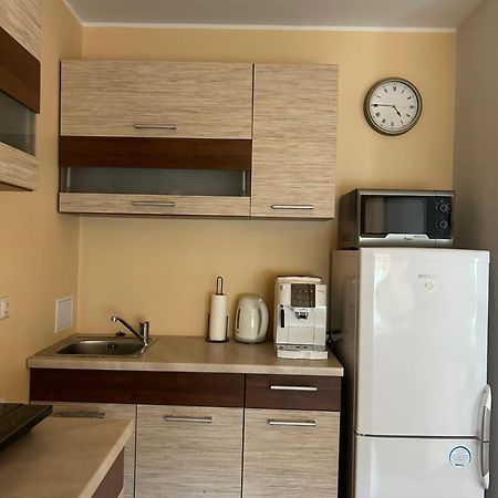 Posti Guest Apartment Haapsalu Esterno foto