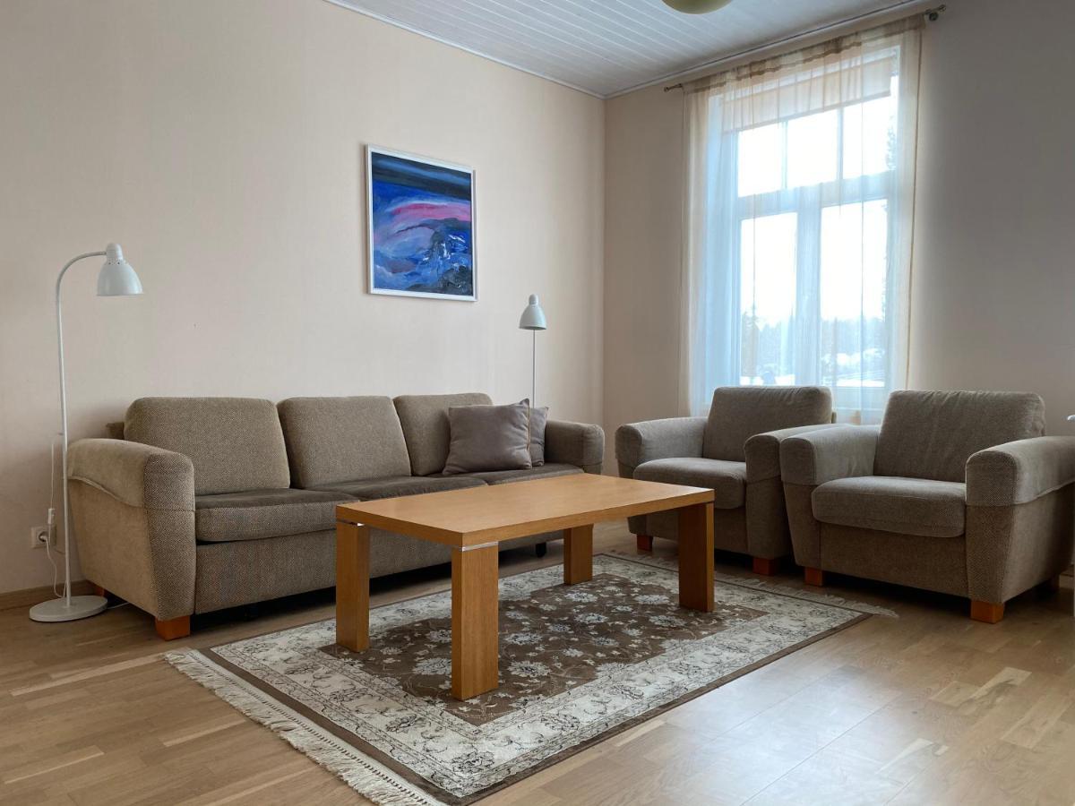 Posti Guest Apartment Haapsalu Esterno foto