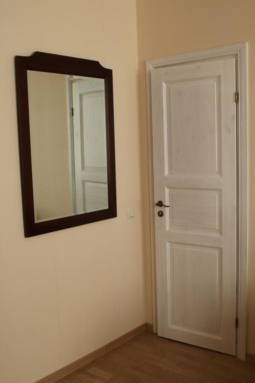 Posti Guest Apartment Haapsalu Esterno foto